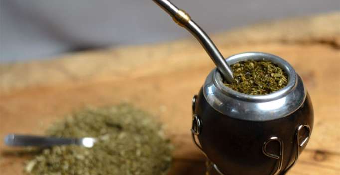 Beber mate podría aumentar el riesgo de contraer cáncer